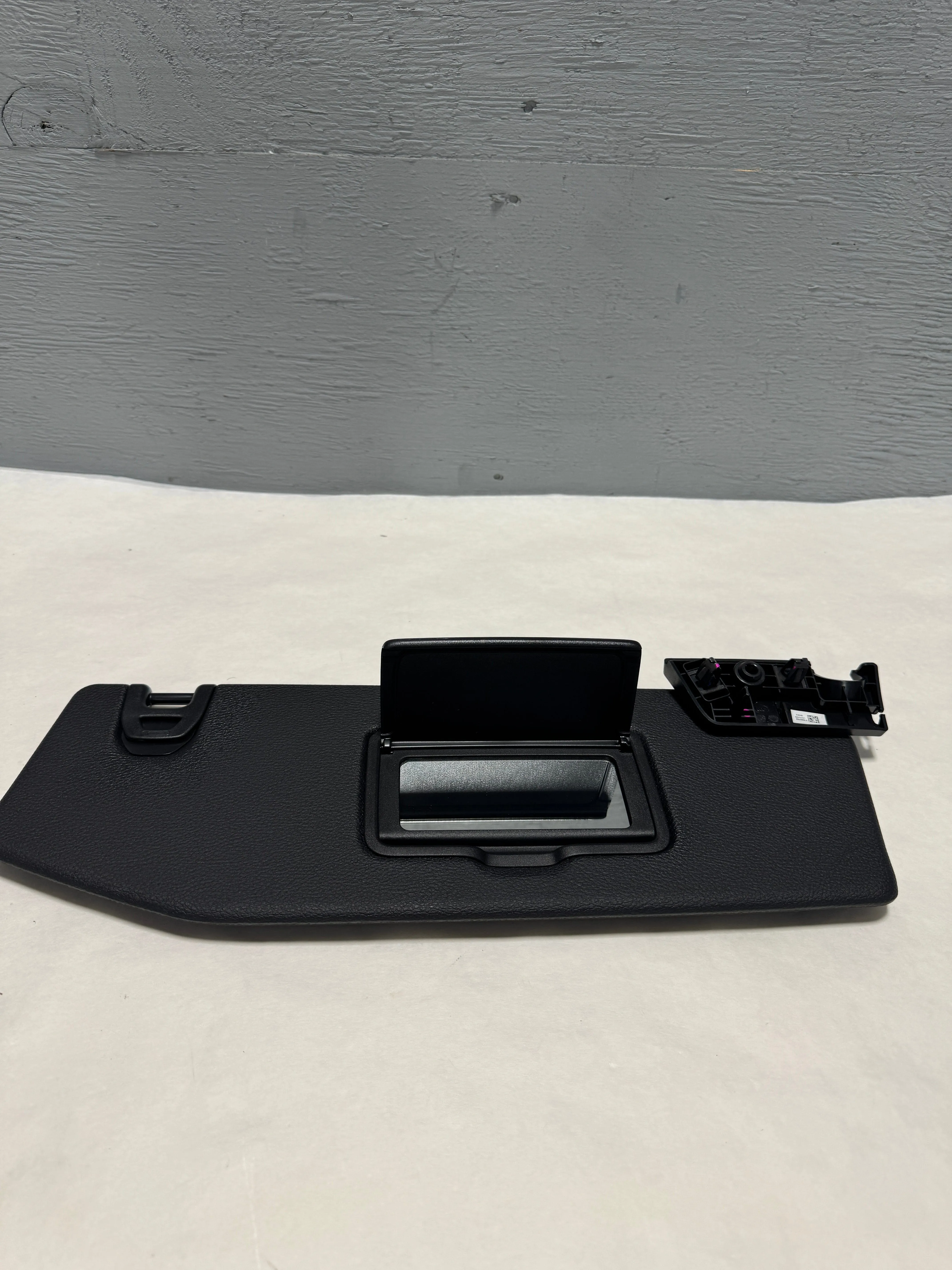 2018-2023 Wrangler JL or Gladiator Passenger Side Sun Visor W/ Mirror OEM