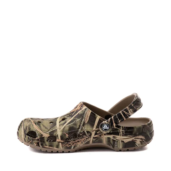 Classic Crocs Clogs in Realtree Camo