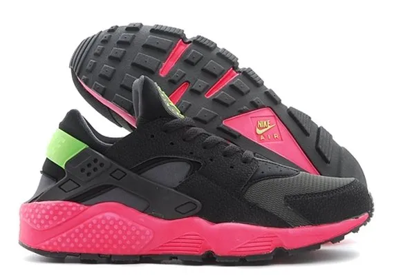 Nike Air Huarache 'Hyperpunch' Sneakers, Black